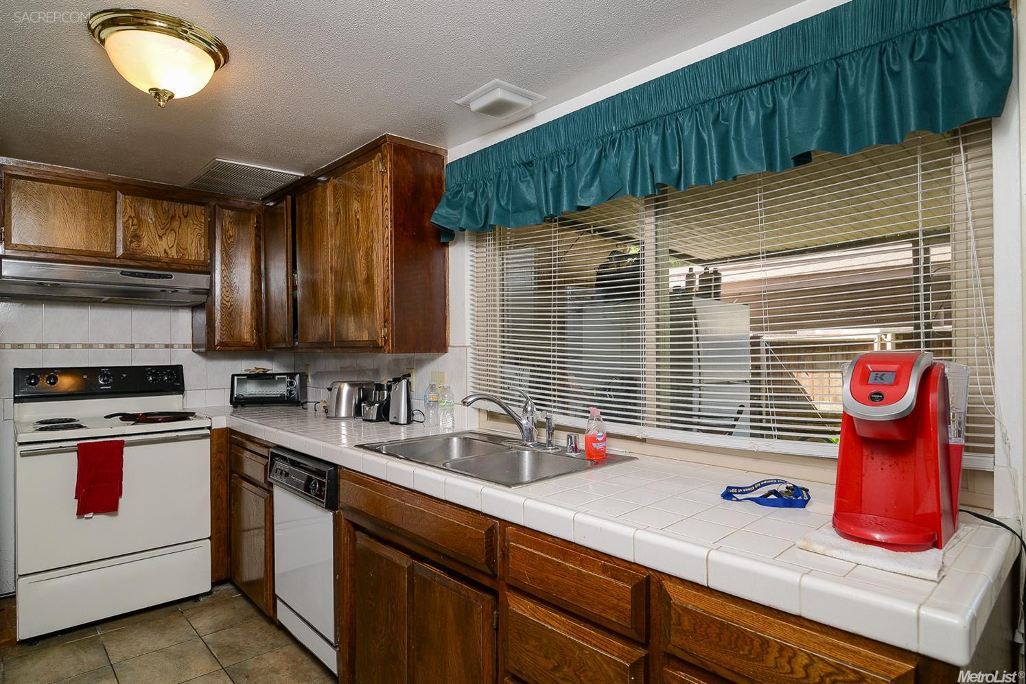 5937 Via Casitas, Carmichael, CA 95608 photo 8