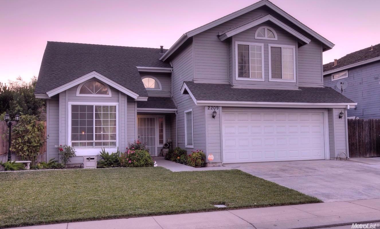 2209 Mountain Quail Way, Modesto, CA 95355 photo 2