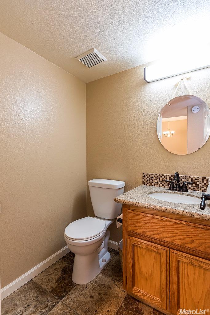 2307 Fallwater Ln, Carmichael, CA 95608 photo 11