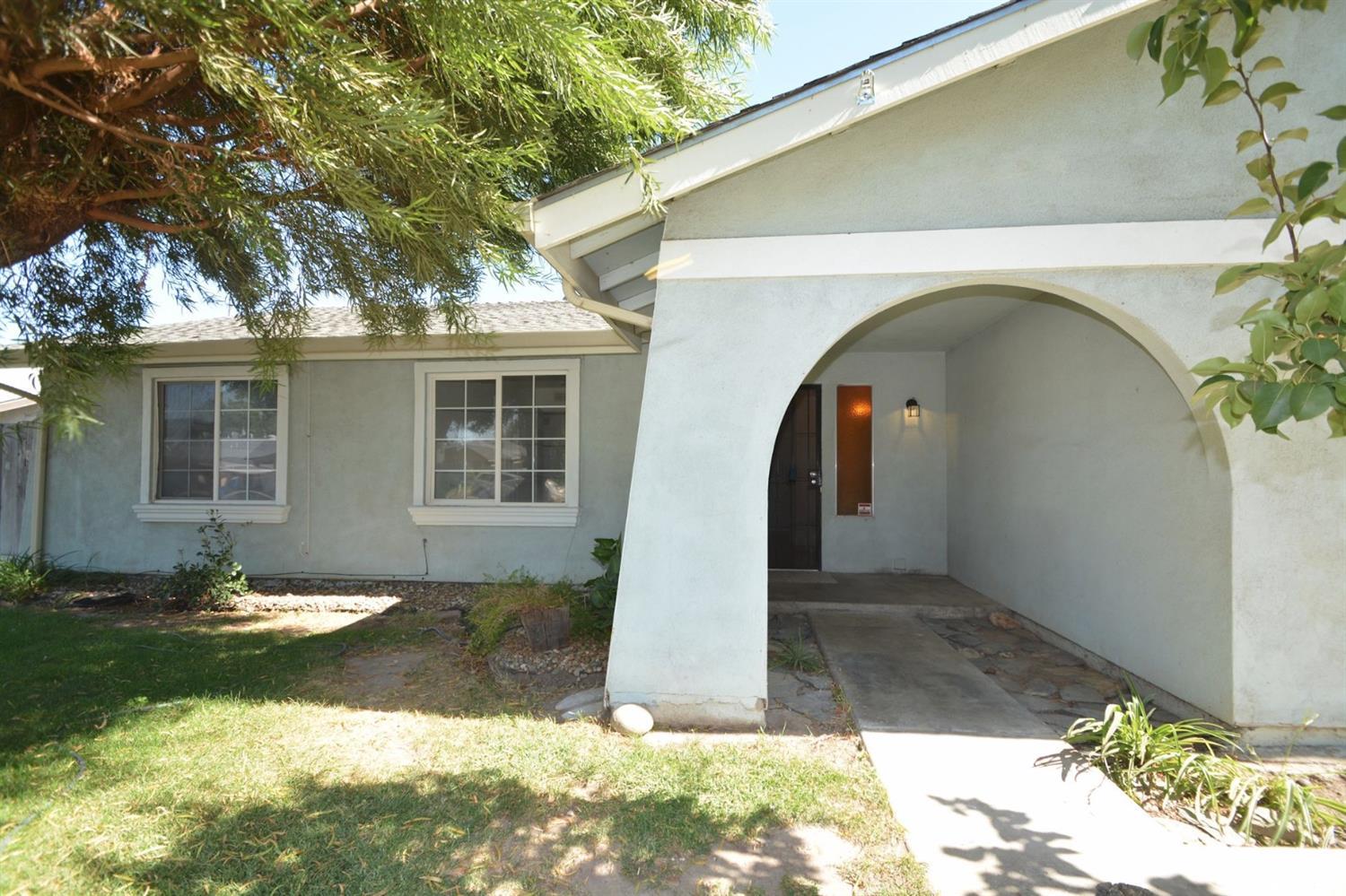 804 Foster Dr, Ceres, CA 95307 photo 4