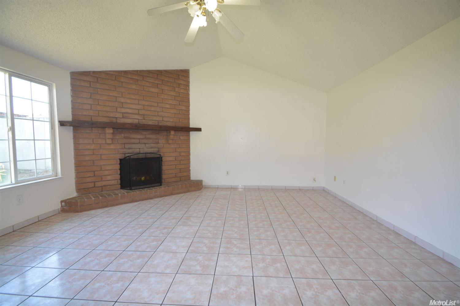 804 Foster Dr, Ceres, CA 95307 photo 5