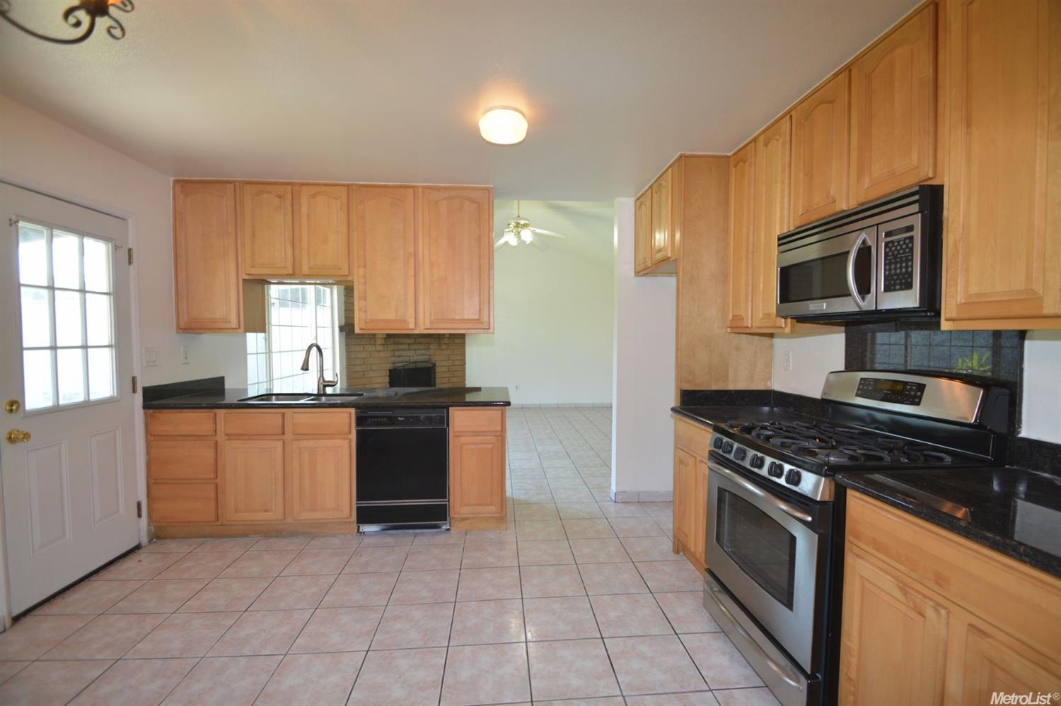804 Foster Dr, Ceres, CA 95307 photo 11