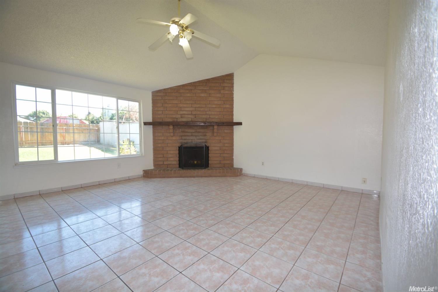 804 Foster Dr, Ceres, CA 95307 photo 6