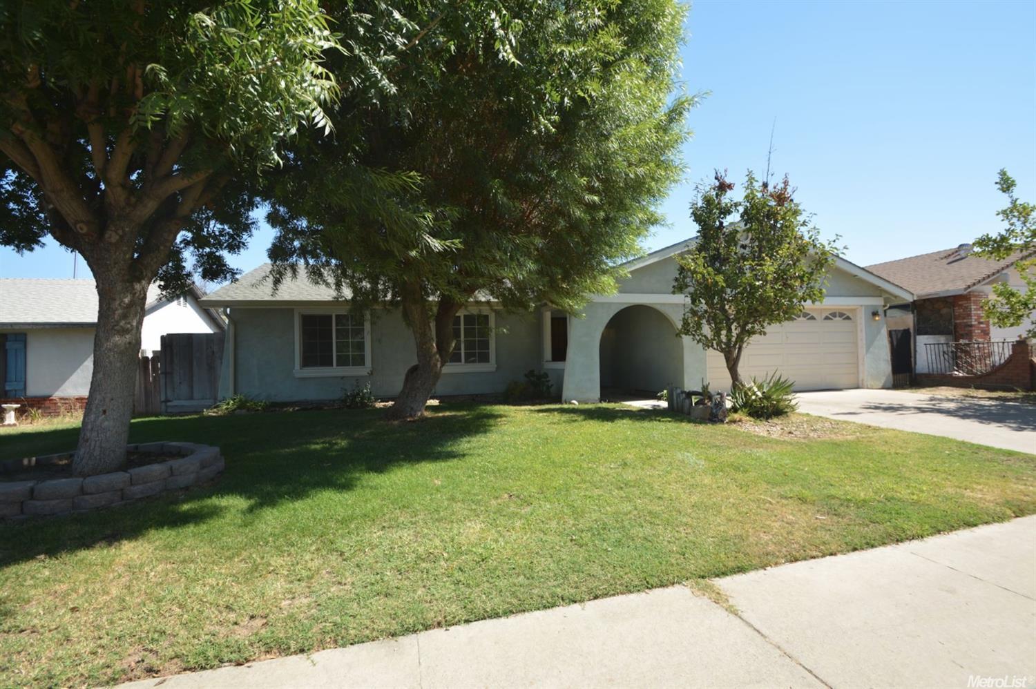804 Foster Dr, Ceres, CA 95307 photo 2