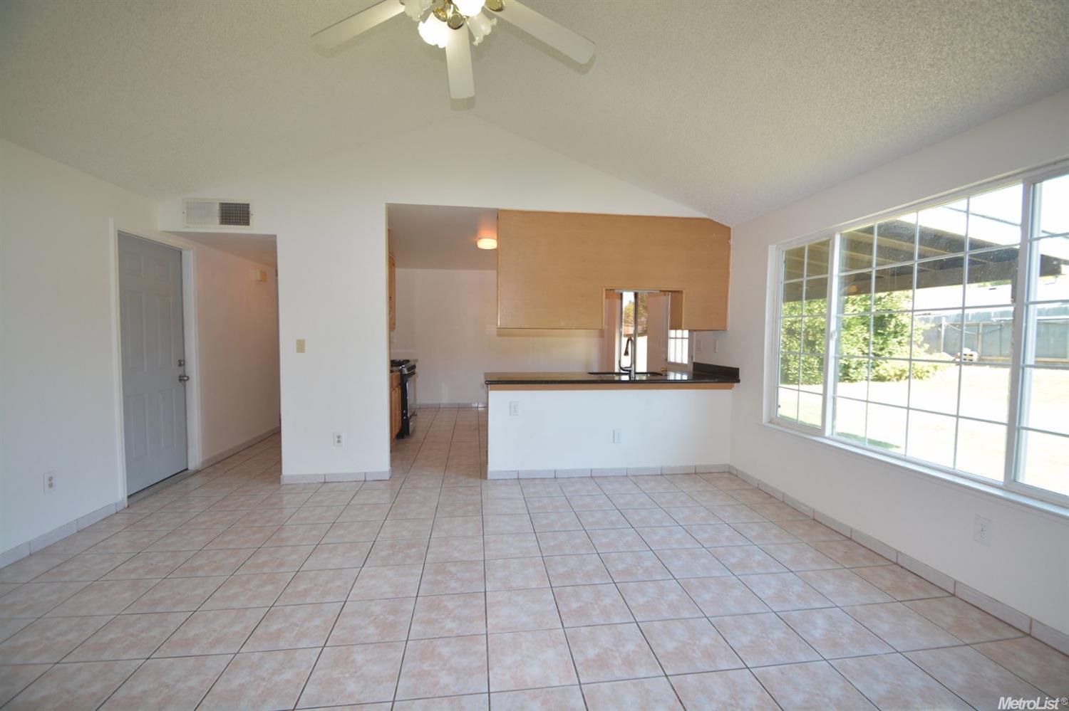 804 Foster Dr, Ceres, CA 95307 photo 8