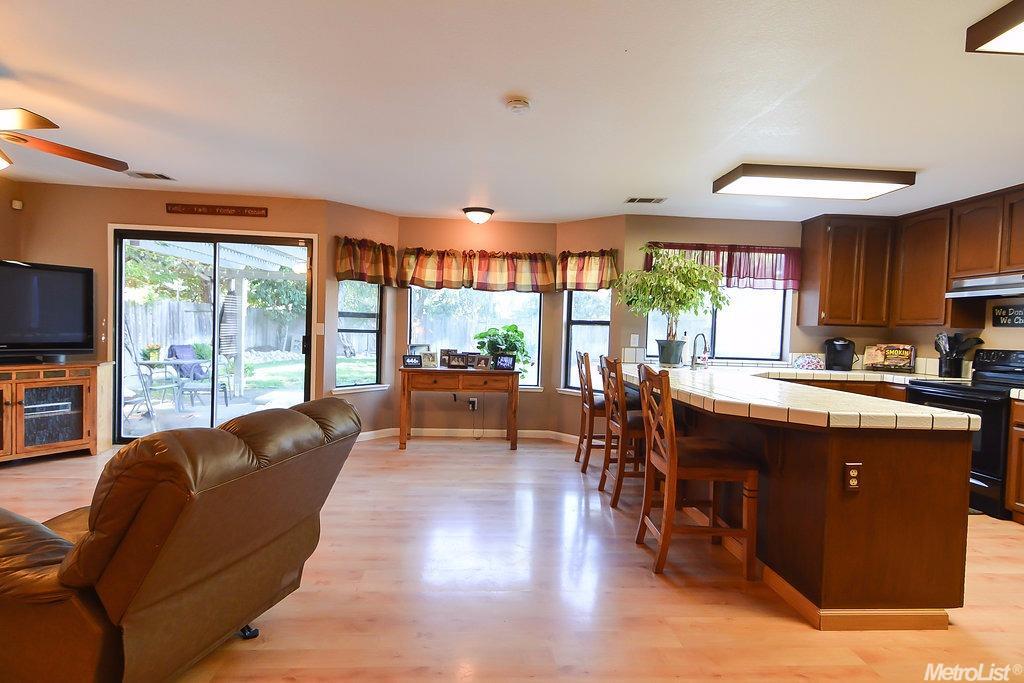 1507 Parkview St, Manteca, CA 95337 photo 14