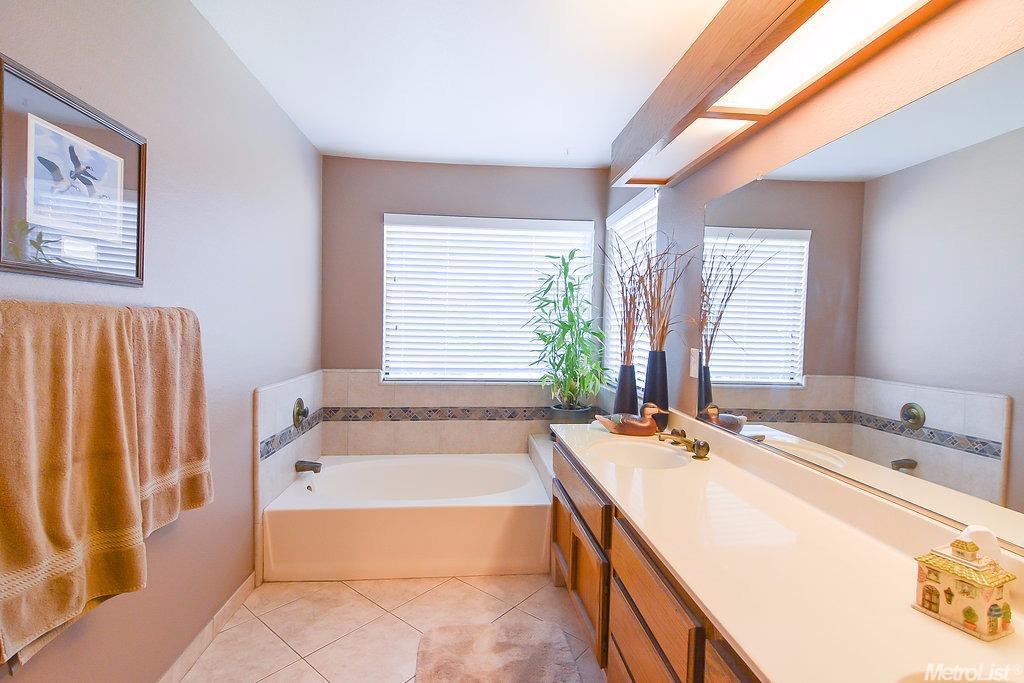 1507 Parkview St, Manteca, CA 95337 photo 21
