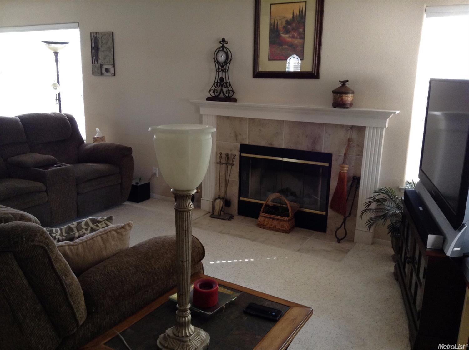 2000 Wimbledon Ct, Modesto, CA 95355 photo 3