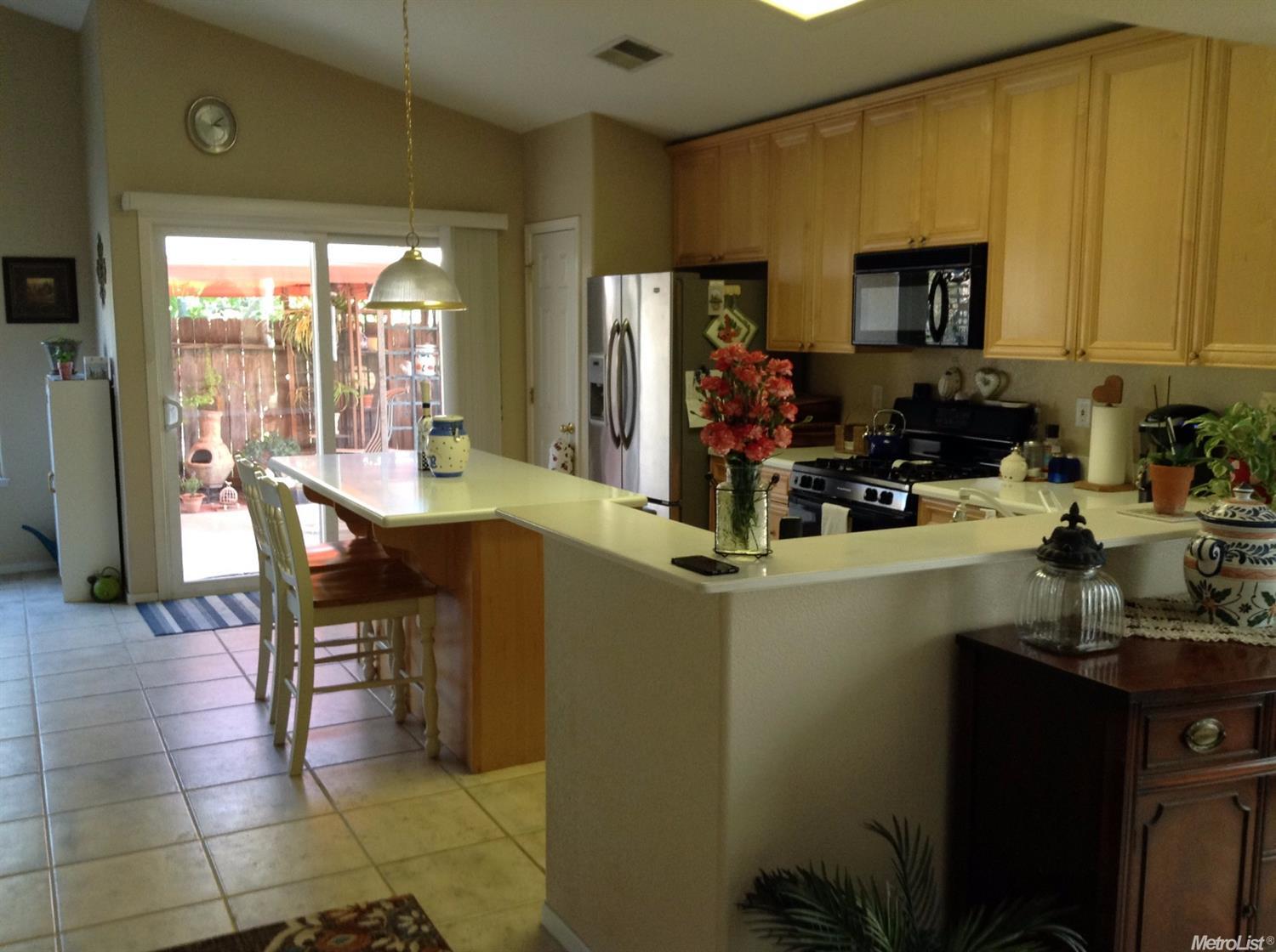 2000 Wimbledon Ct, Modesto, CA 95355 photo 5