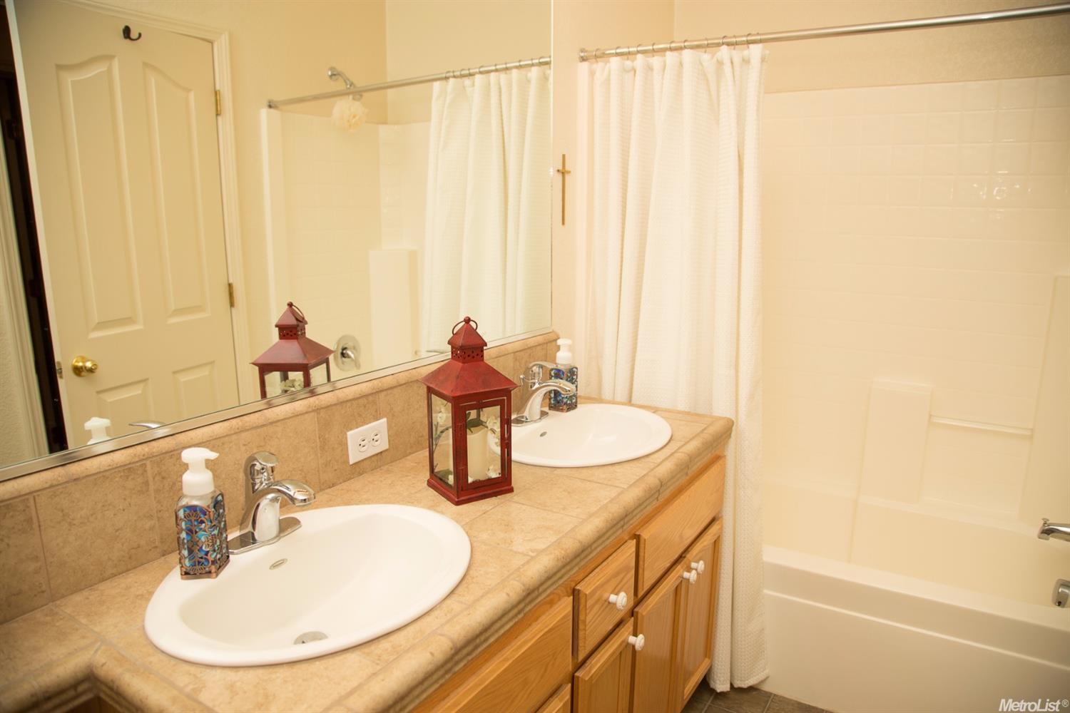 2430 Paseo De Leon, Turlock, CA 95382 photo 12