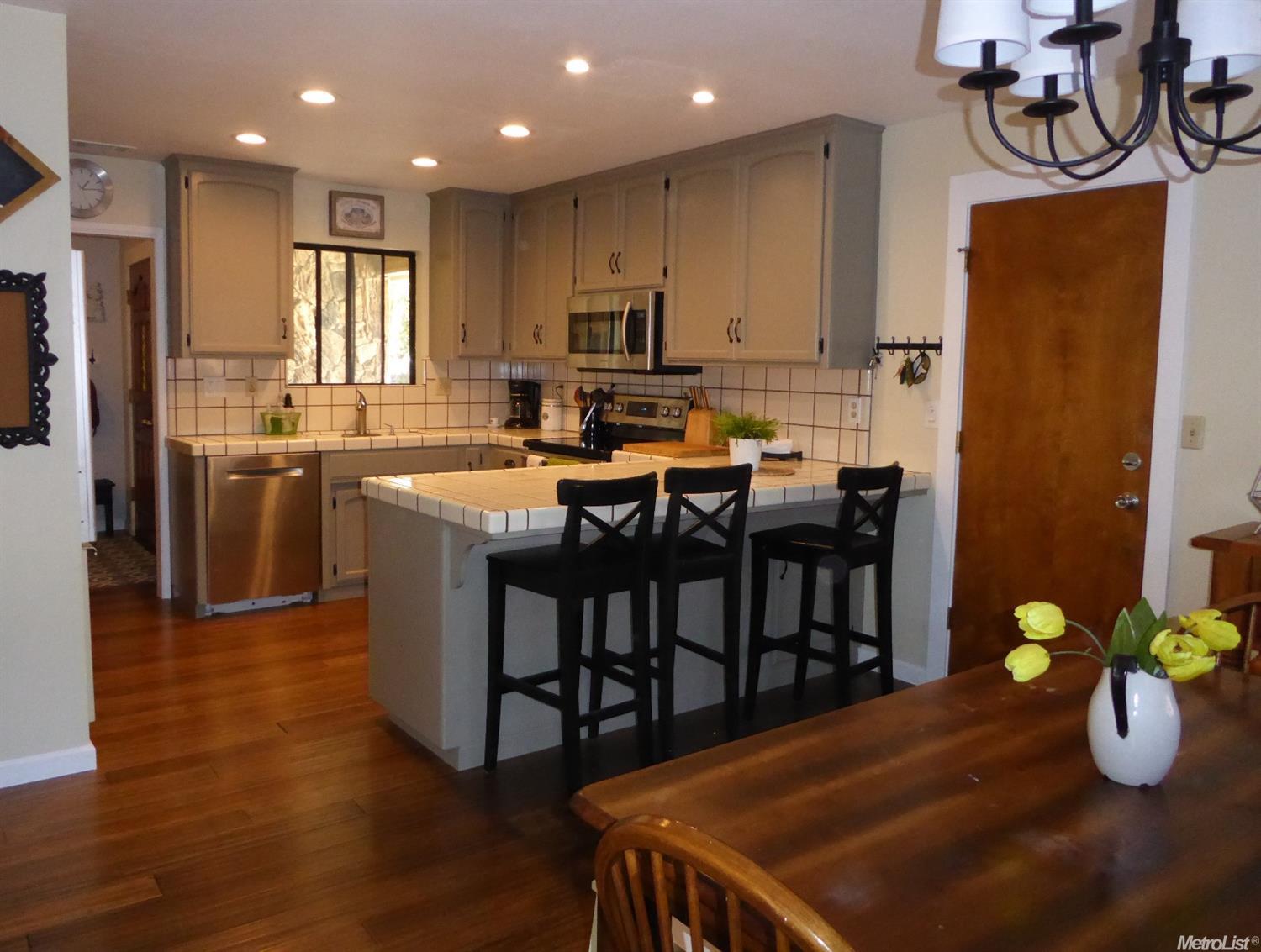 848 N Ham Ln, Lodi, CA 95242 photo 8
