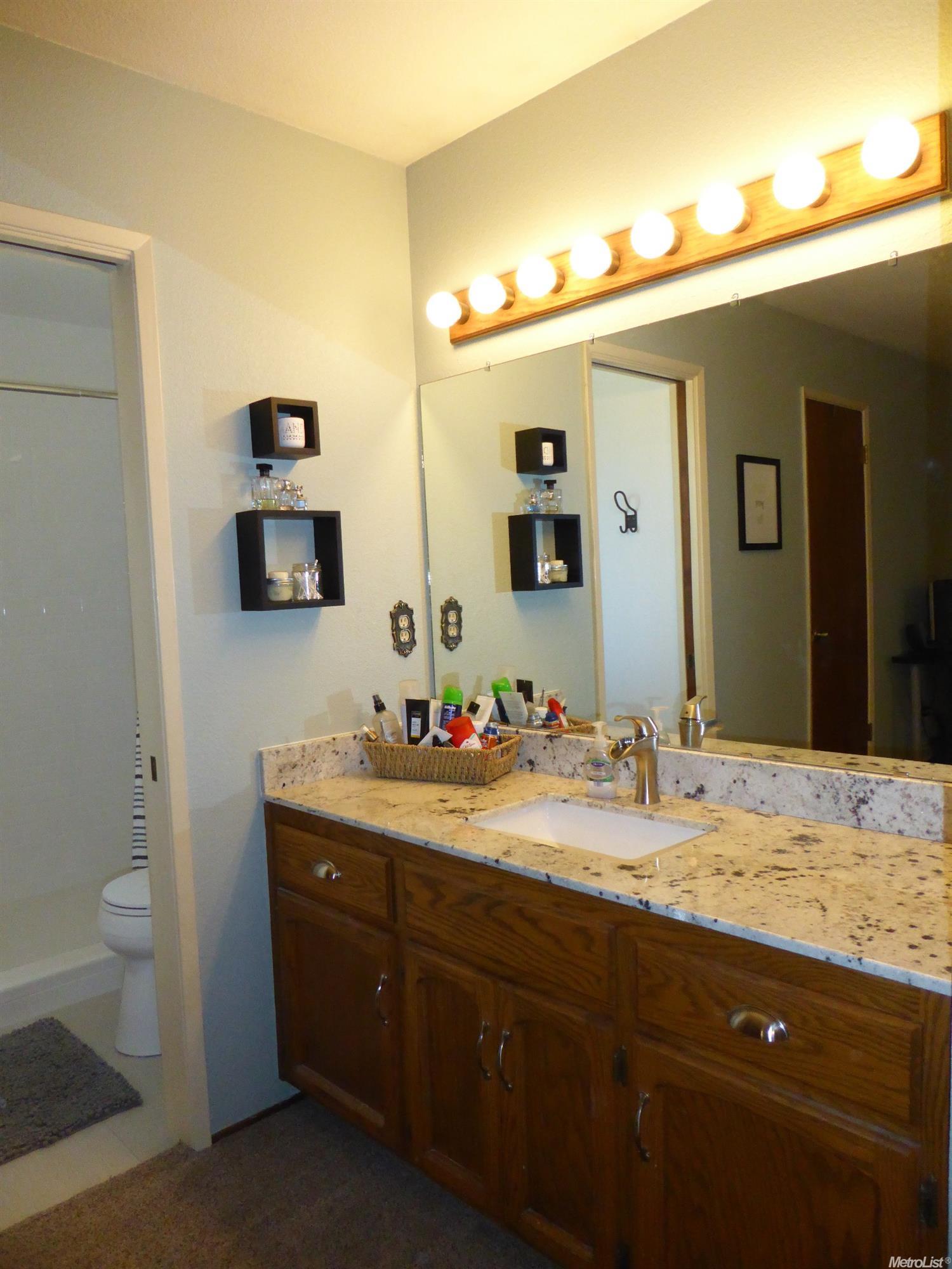 848 N Ham Ln, Lodi, CA 95242 photo 18