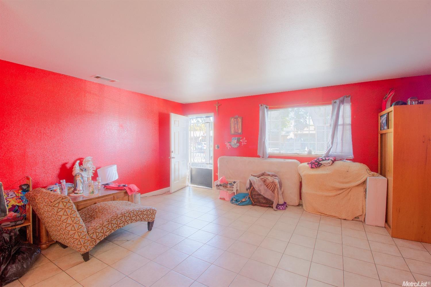 813 Marni, Modesto, CA 95351 photo 4