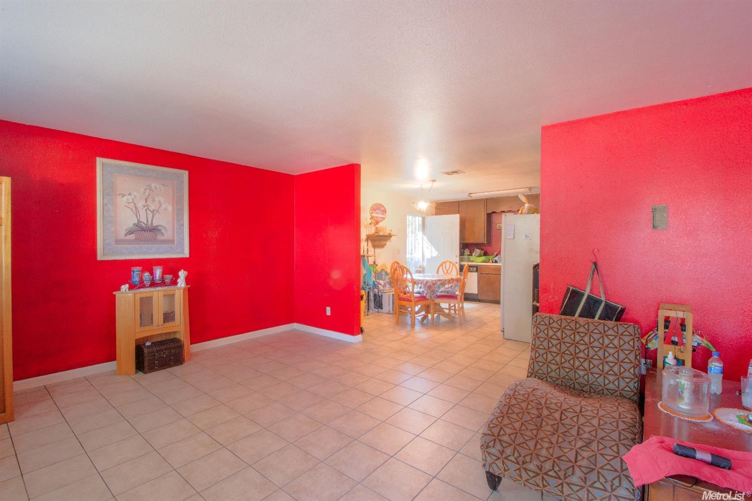 813 Marni, Modesto, CA 95351 photo 6