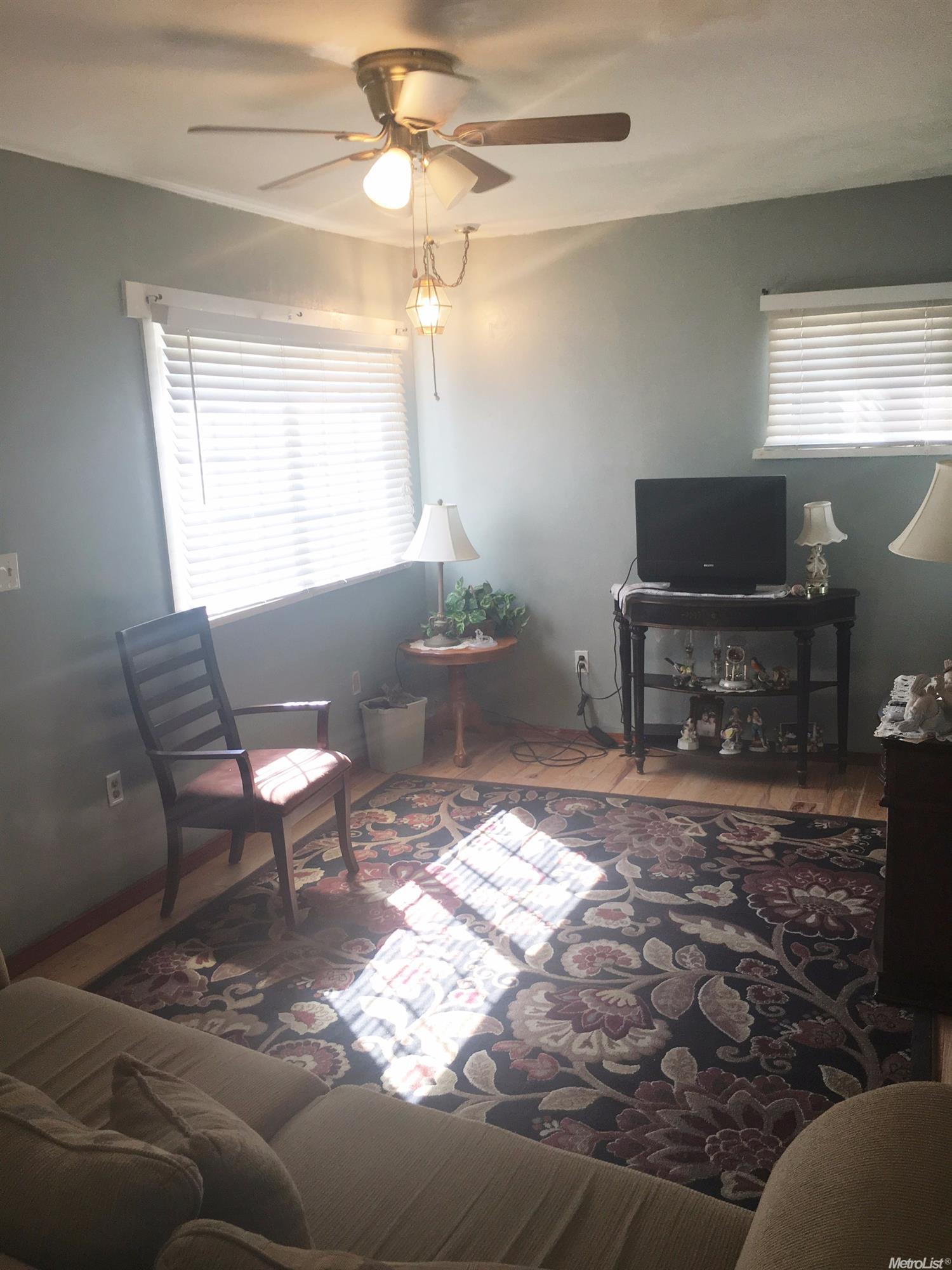 210 Madera Ave, Modesto, CA 95351 photo 3