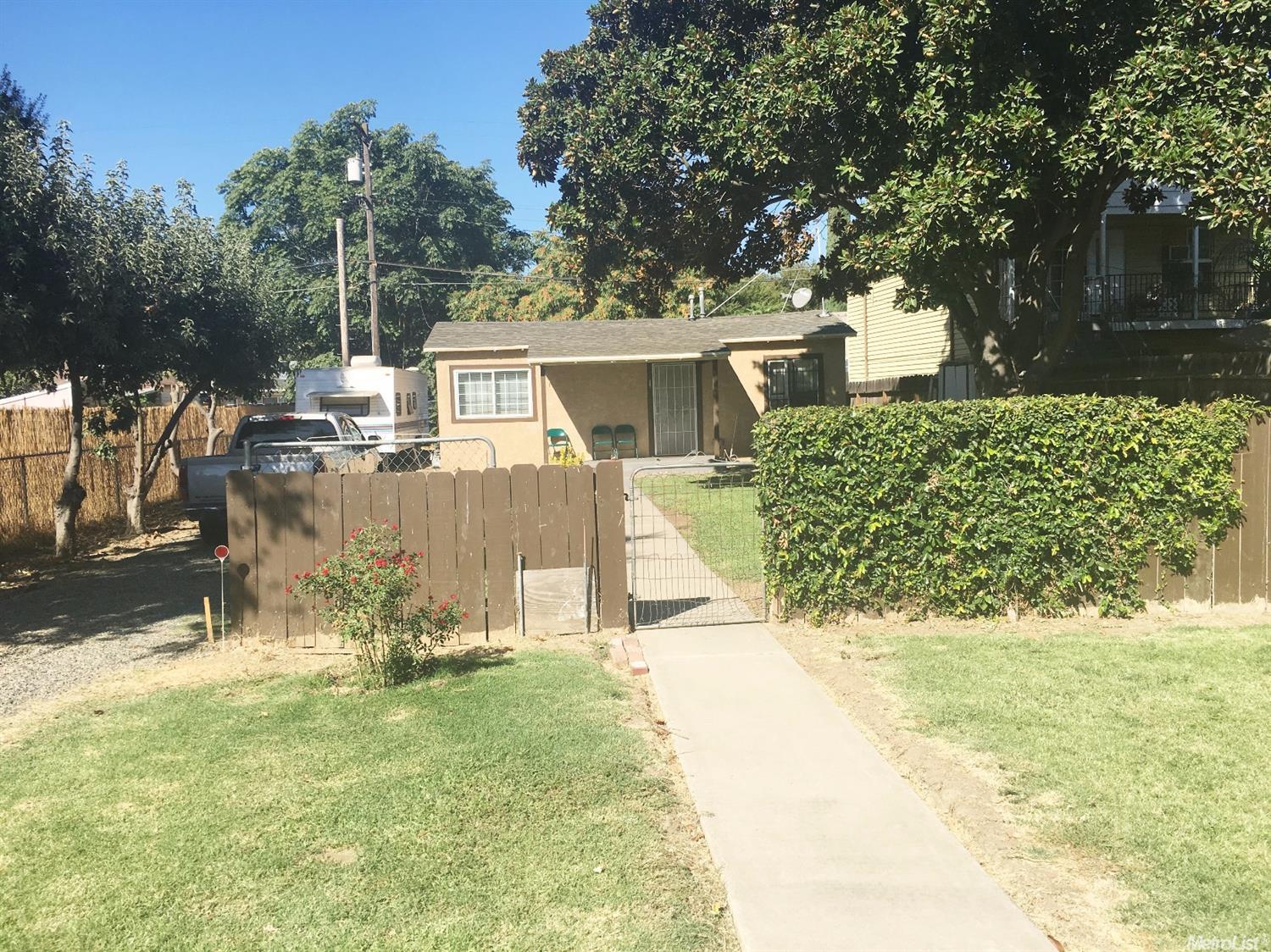 210 Madera Ave, Modesto, CA 95351 photo 9