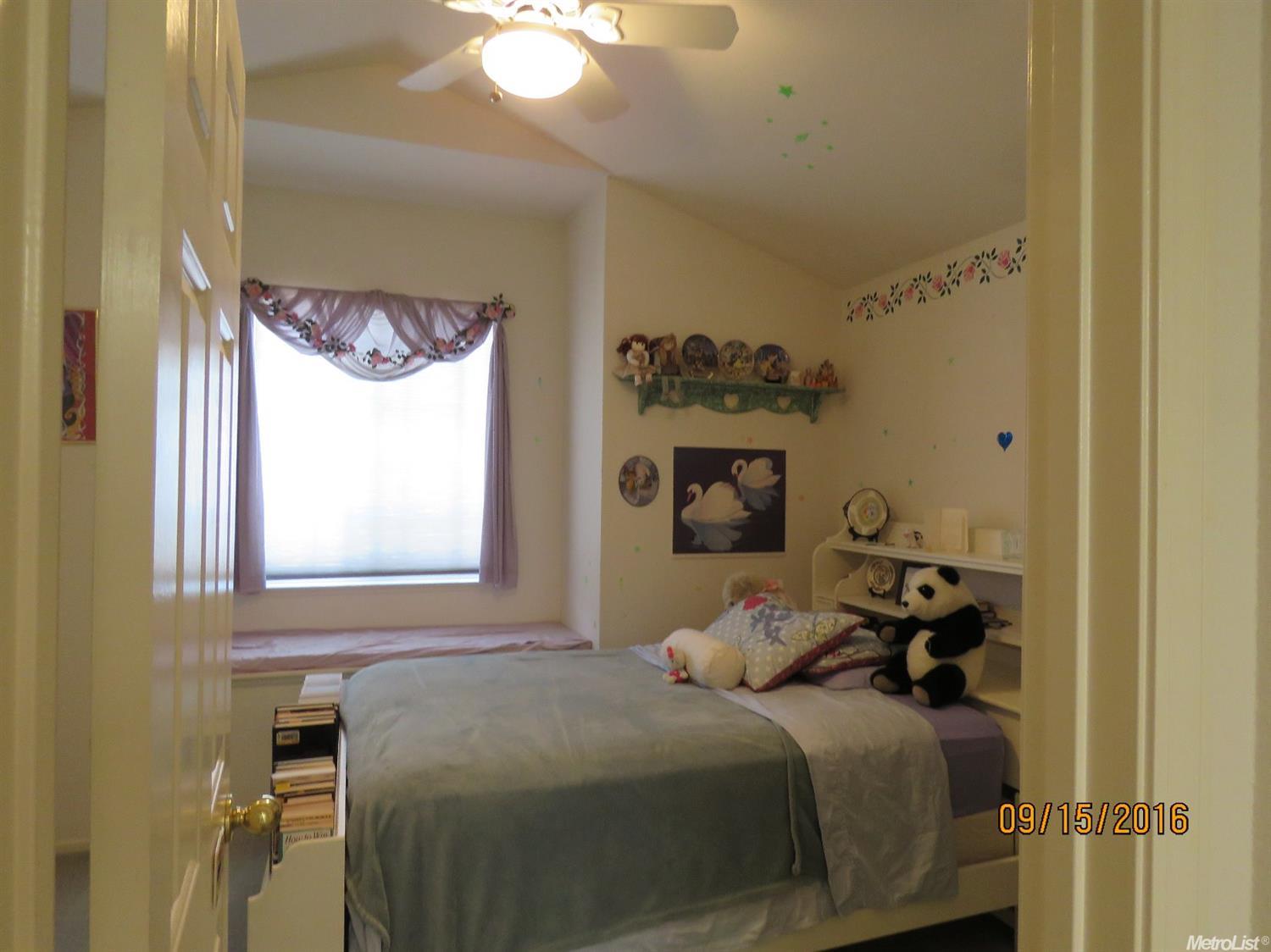 4104 Laurel Point Pl, Antelope, CA 95843 photo 6
