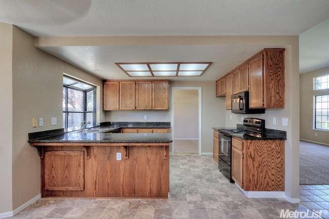 2830 San Rocco Dr, Tracy, CA 95376 photo 3