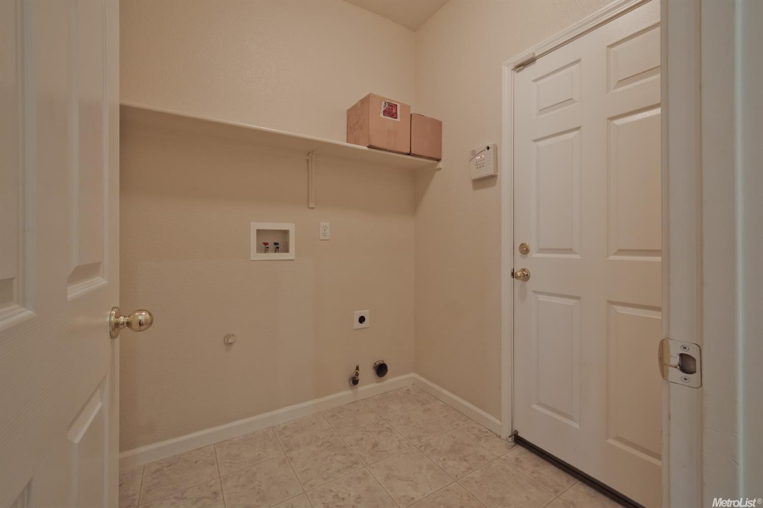 1240 Grebe Ln, Patterson, CA 95363 photo 11