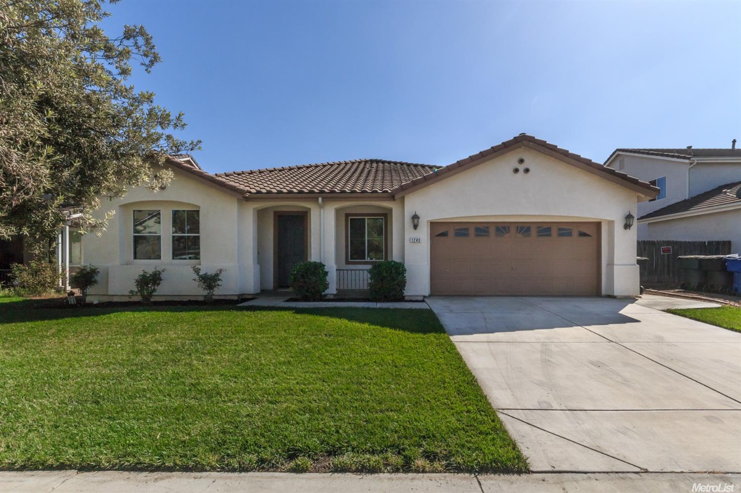 1240 Grebe Ln, Patterson, CA 95363 photo 2