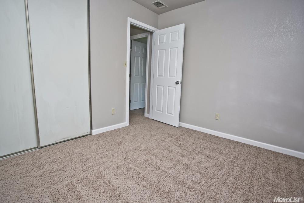 1350 Mcdermott Ct, Tracy, CA 95376 photo 3