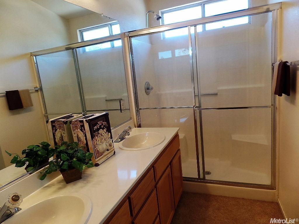 1443 Ray Harvey Dr, Tracy, CA 95377 photo 11