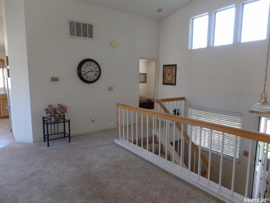 1443 Ray Harvey Dr, Tracy, CA 95377 photo 5