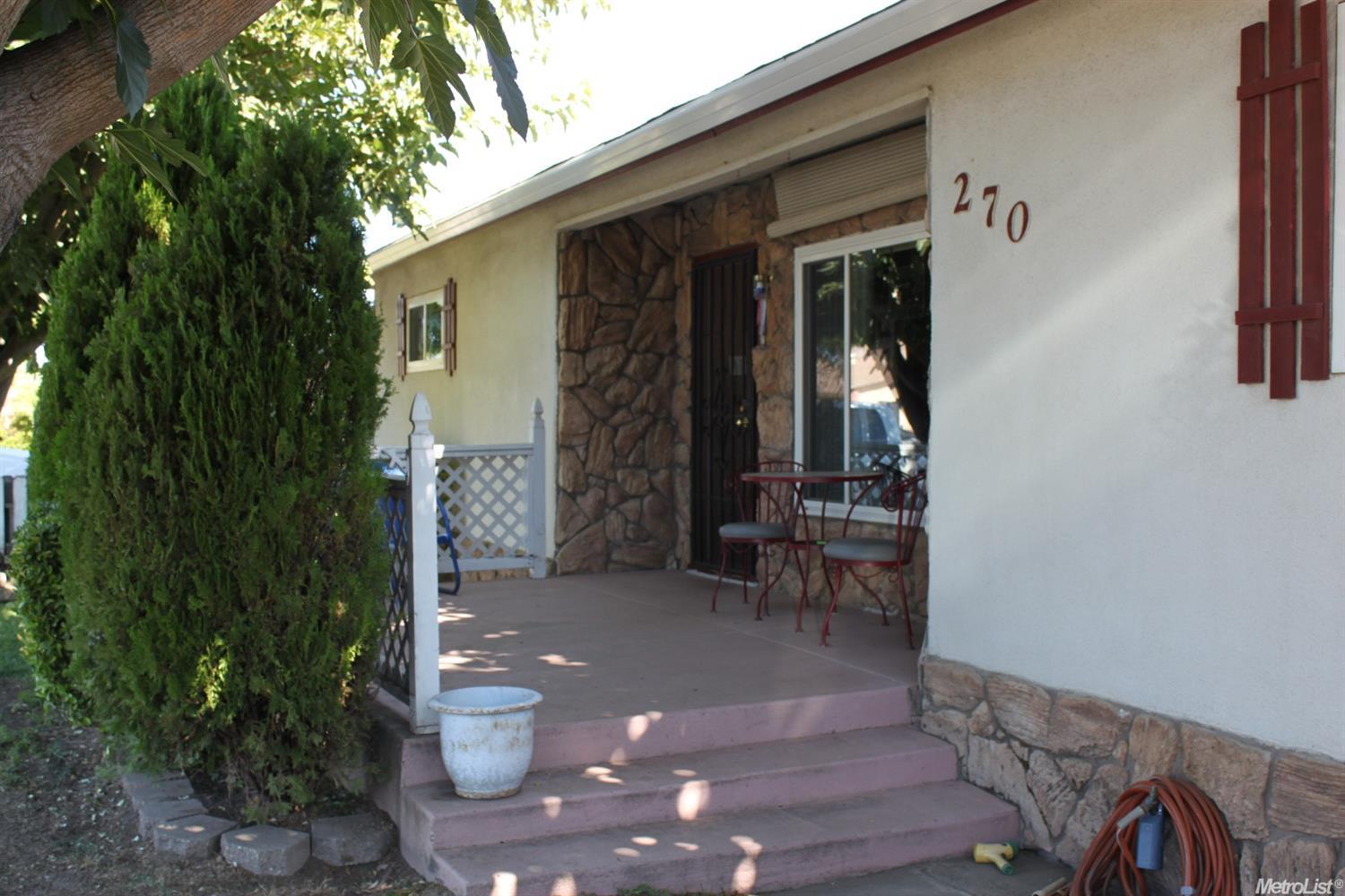 270 Watson Ave, Manteca, CA 95337 photo 1