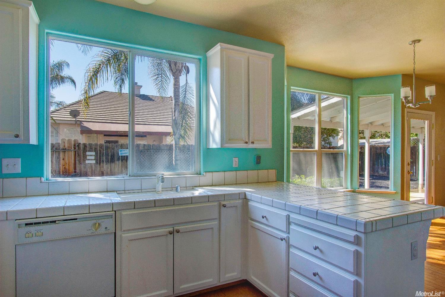 3808 Julene Dr, Modesto, CA 95357 photo 5