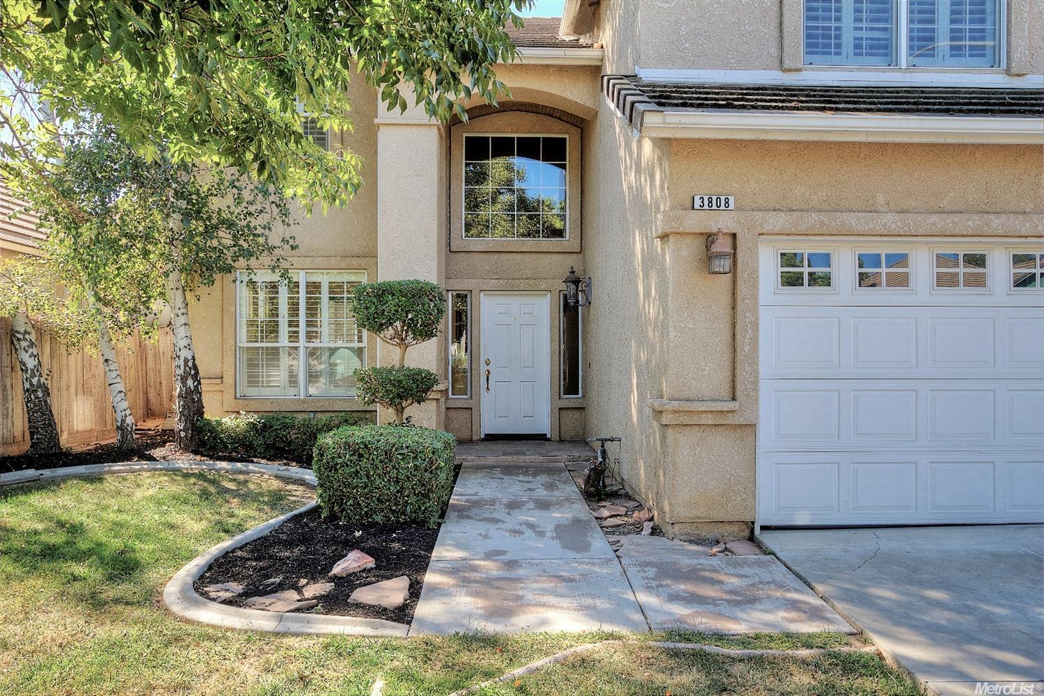 3808 Julene Dr, Modesto, CA 95357 photo 2