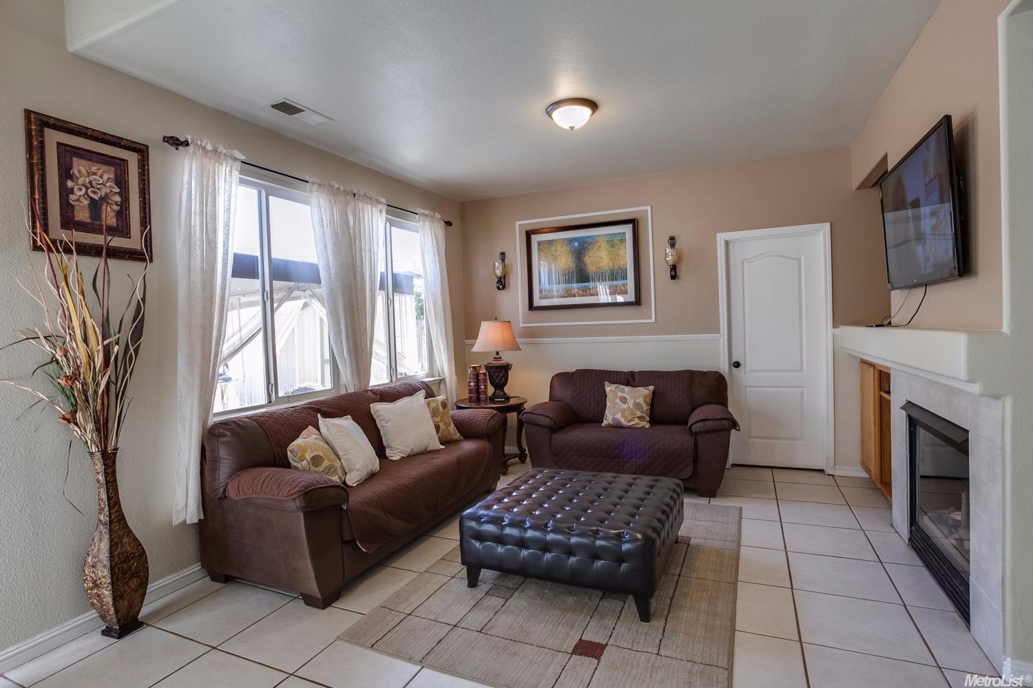 5324 Moonstone Ct, Salida, CA 95368 photo 2