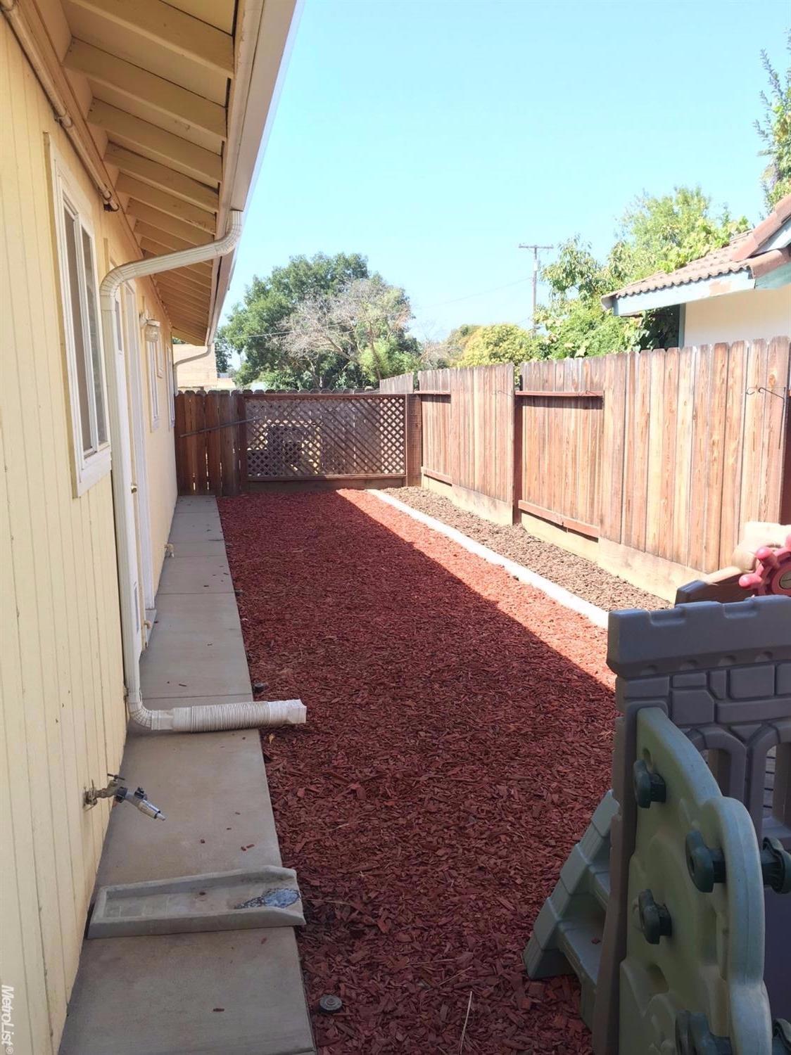 225 S Melody Ln, Merced, CA 95340 photo 23