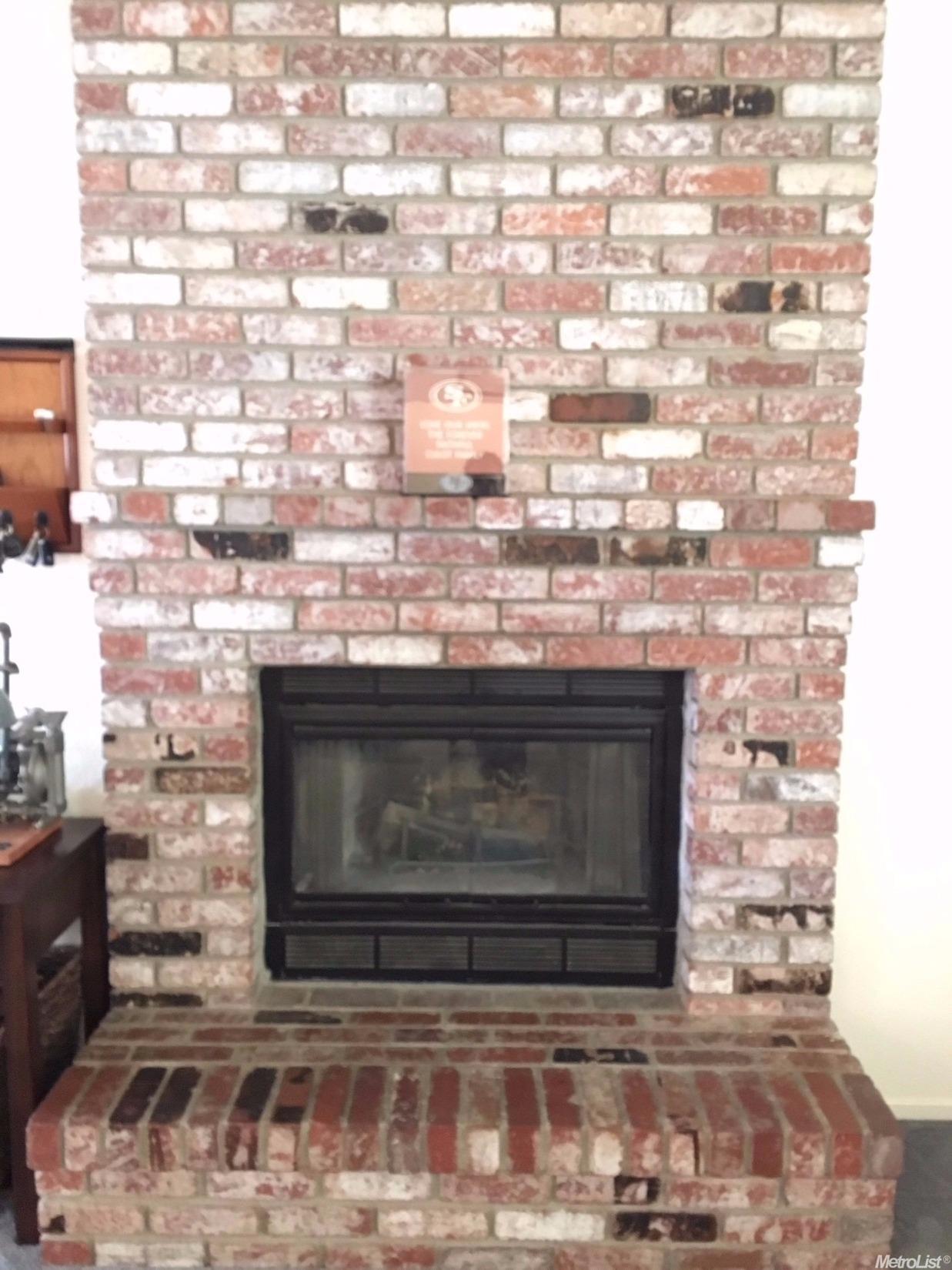 225 S Melody Ln, Merced, CA 95340 photo 2