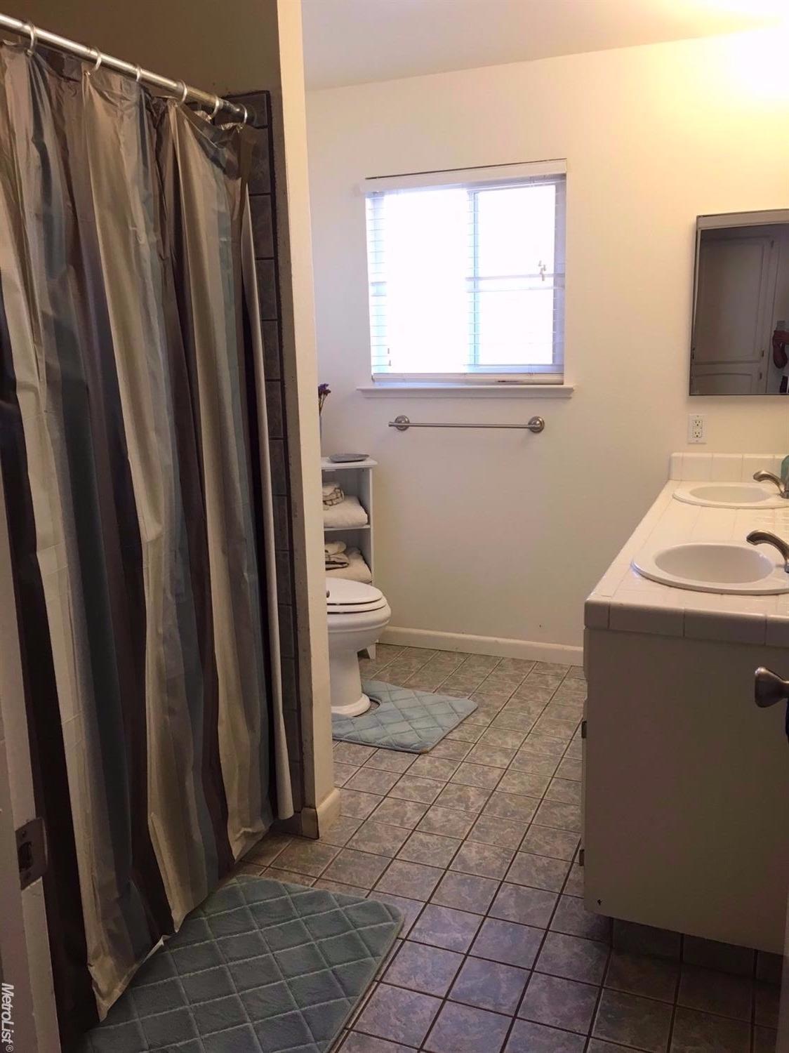 225 S Melody Ln, Merced, CA 95340 photo 14
