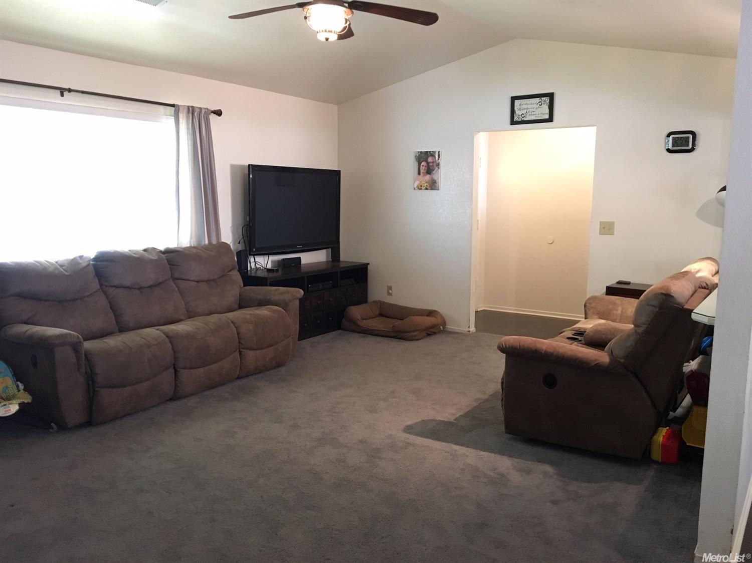 225 S Melody Ln, Merced, CA 95340 photo 5