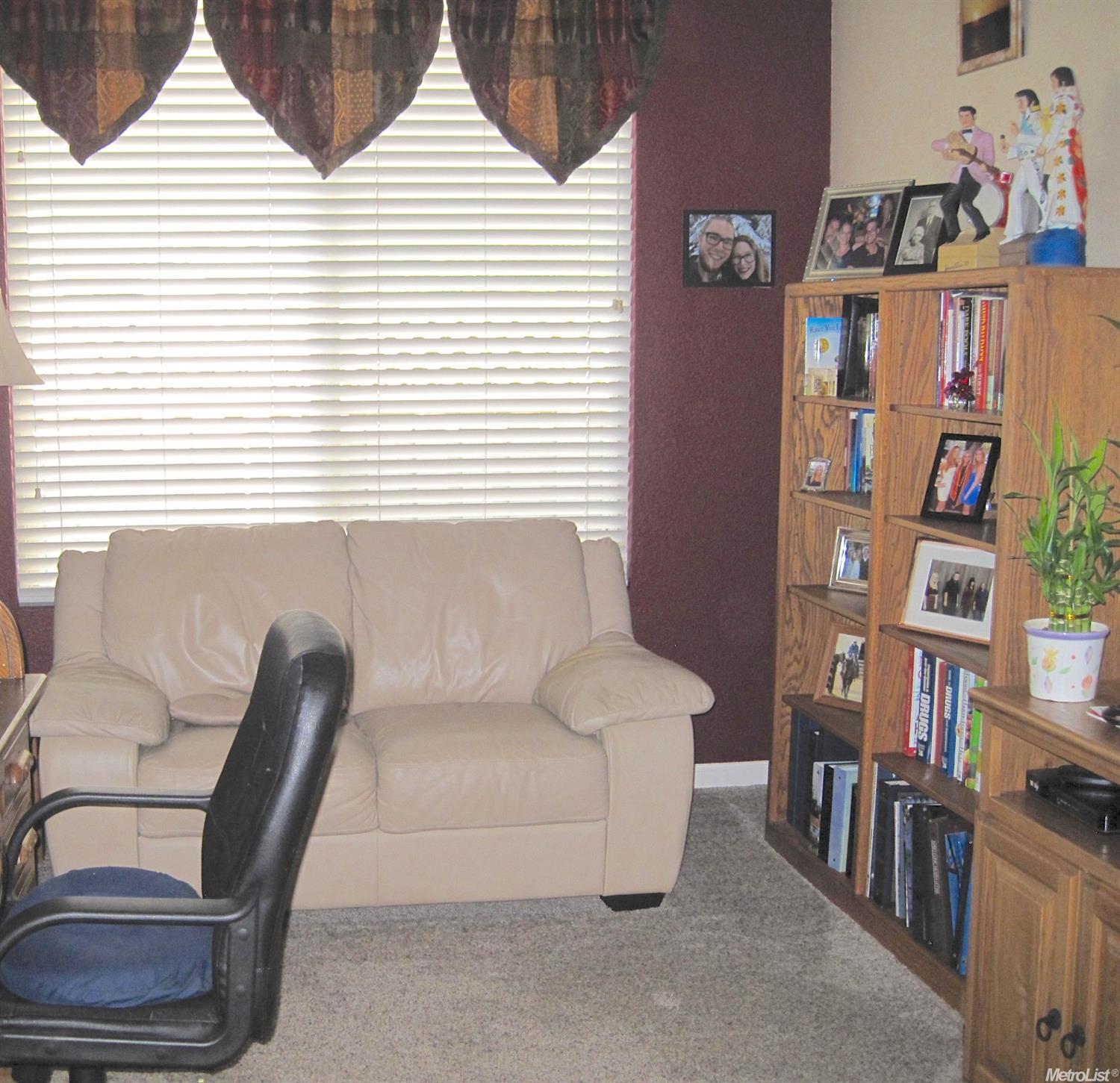 285 Lariat Loop, Lincoln, CA 95648 photo 11