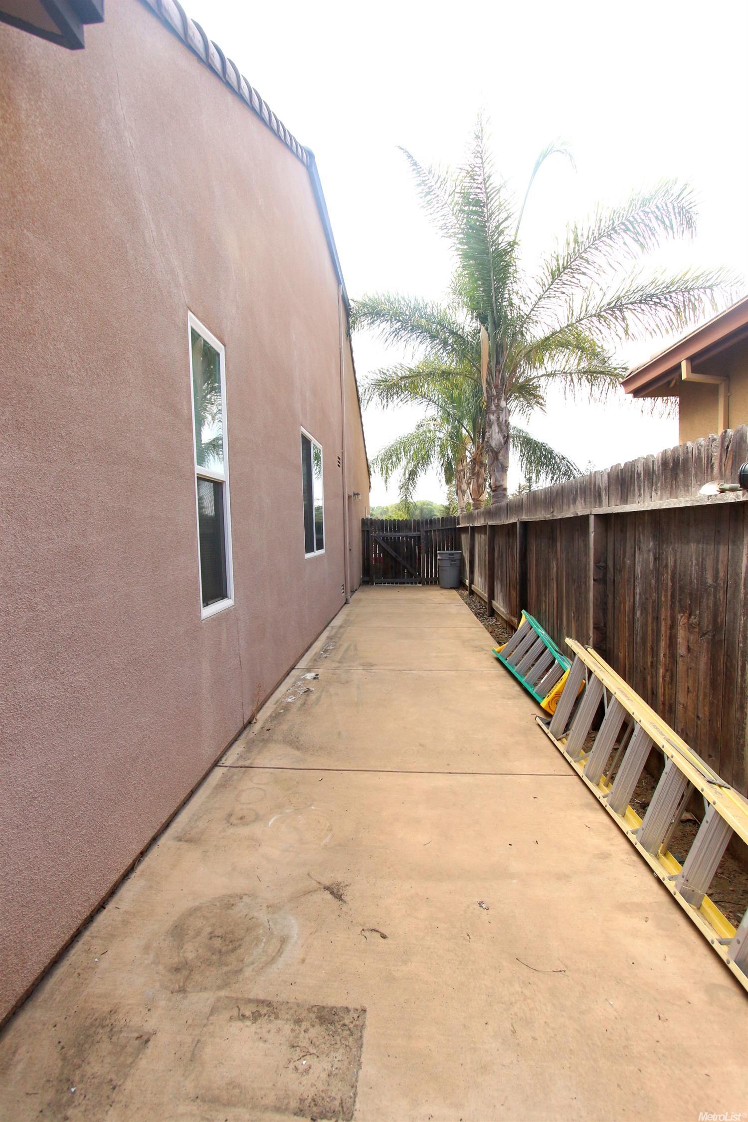1129 Augusta Pointe Ct, Ripon, CA 95366 photo 17