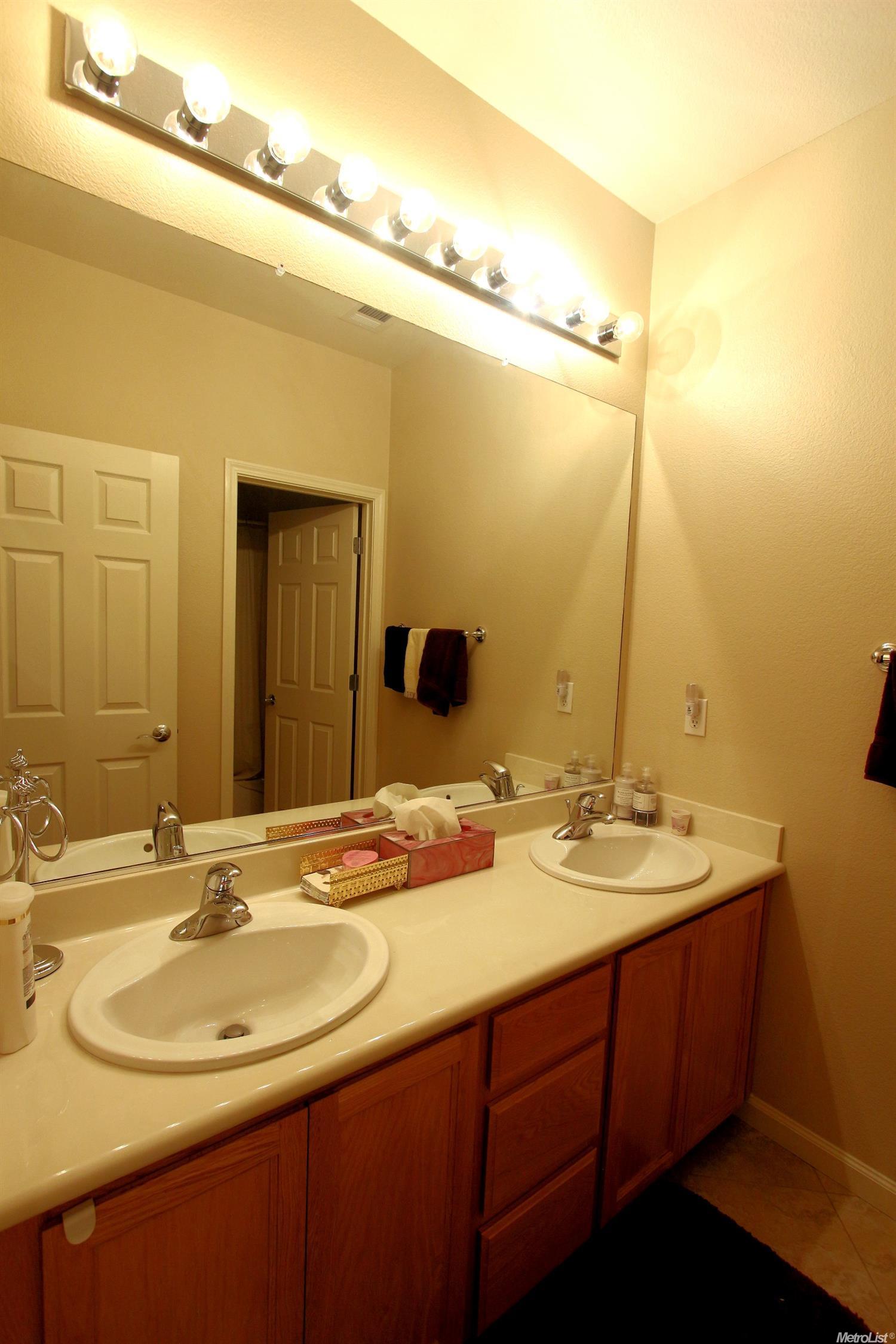 1129 Augusta Pointe Ct, Ripon, CA 95366 photo 6