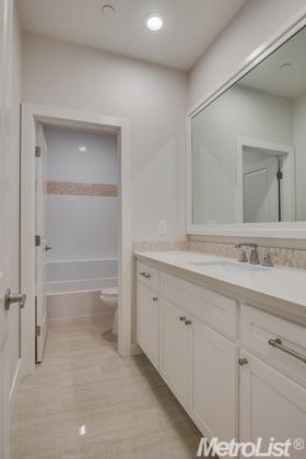 5029 Engle Rd, Carmichael, CA 95608 photo 19