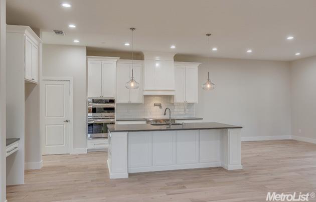 5029 Engle Rd, Carmichael, CA 95608 photo 13