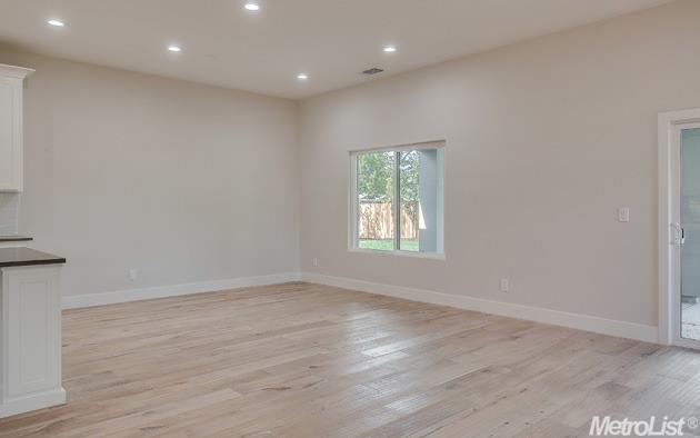 5029 Engle Rd, Carmichael, CA 95608 photo 12