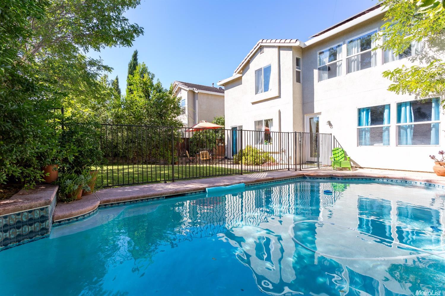 1188 Michael Dr, Tracy, CA 95377 photo 4