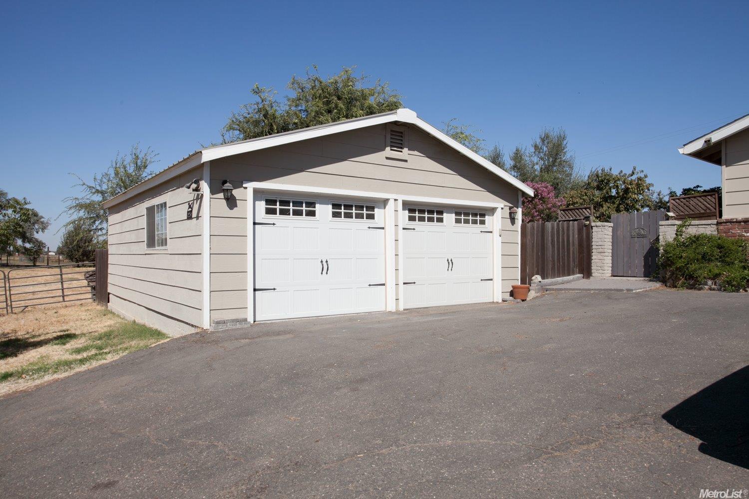 6445 River Rd, Oakdale, CA 95361 photo 3