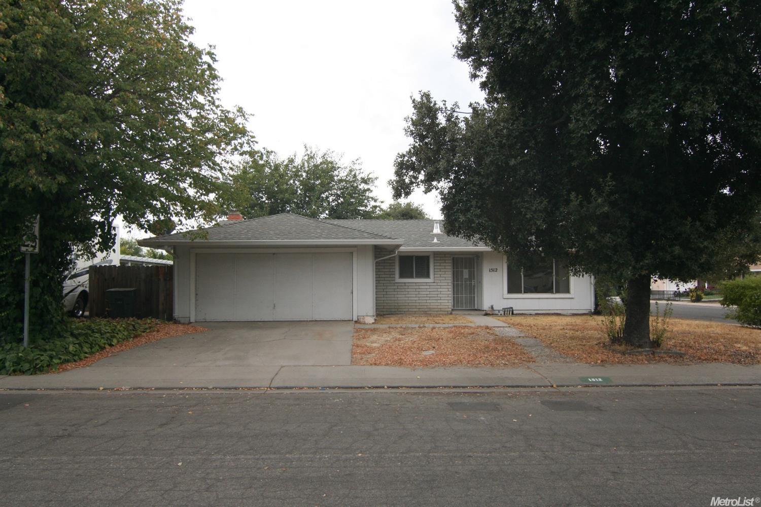 1512 Galvez Ave, Modesto, CA 95355 photo 1