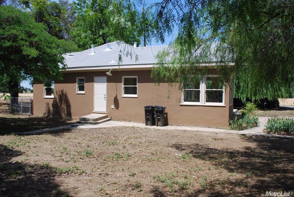 418 Bartch, Patterson, CA 95363 photo 8