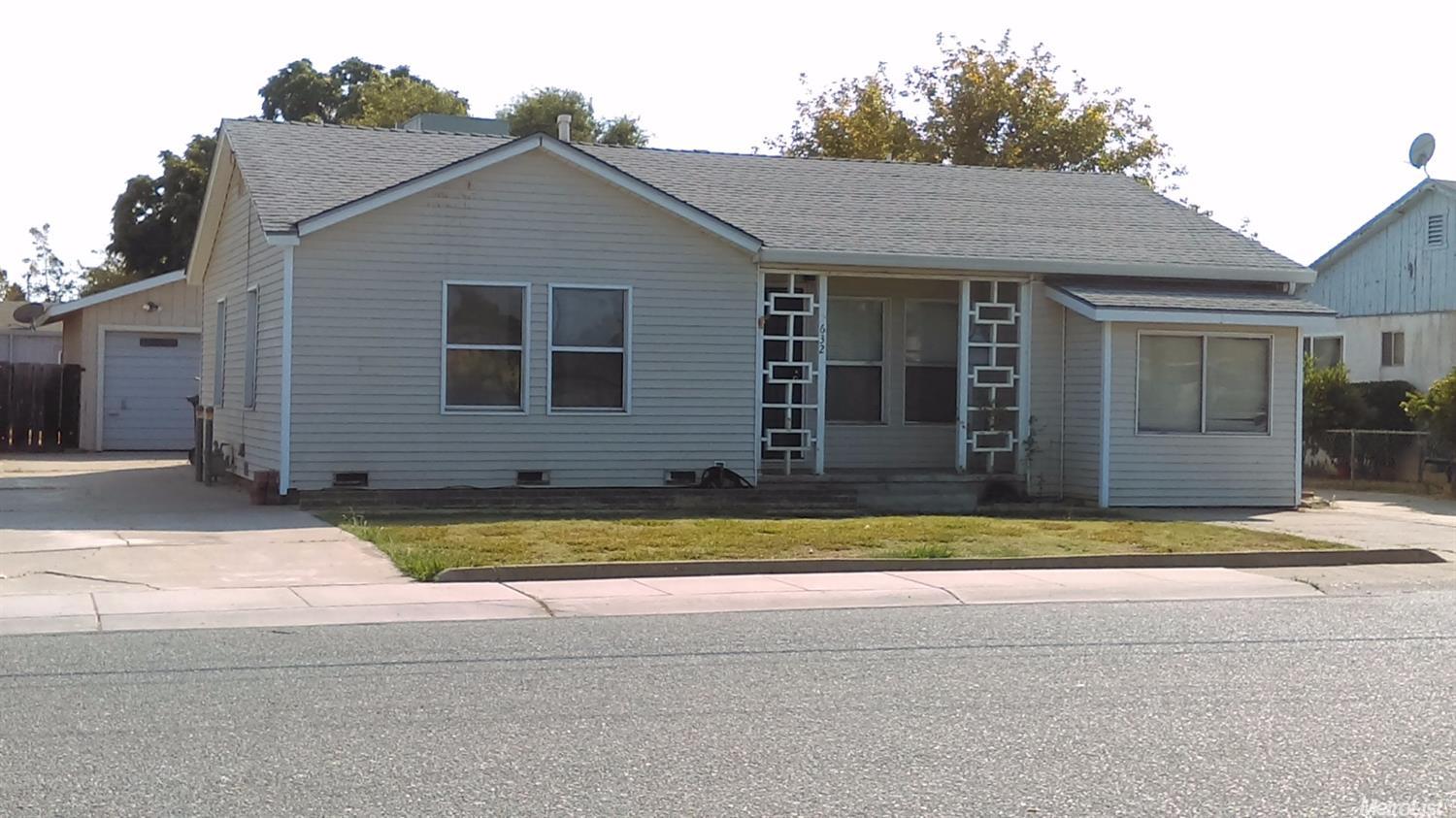 632 Myrtle Ave, Galt, CA 95632 photo 1