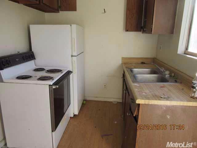 528 Wolfe Ave, Turlock, CA 95380 photo 10