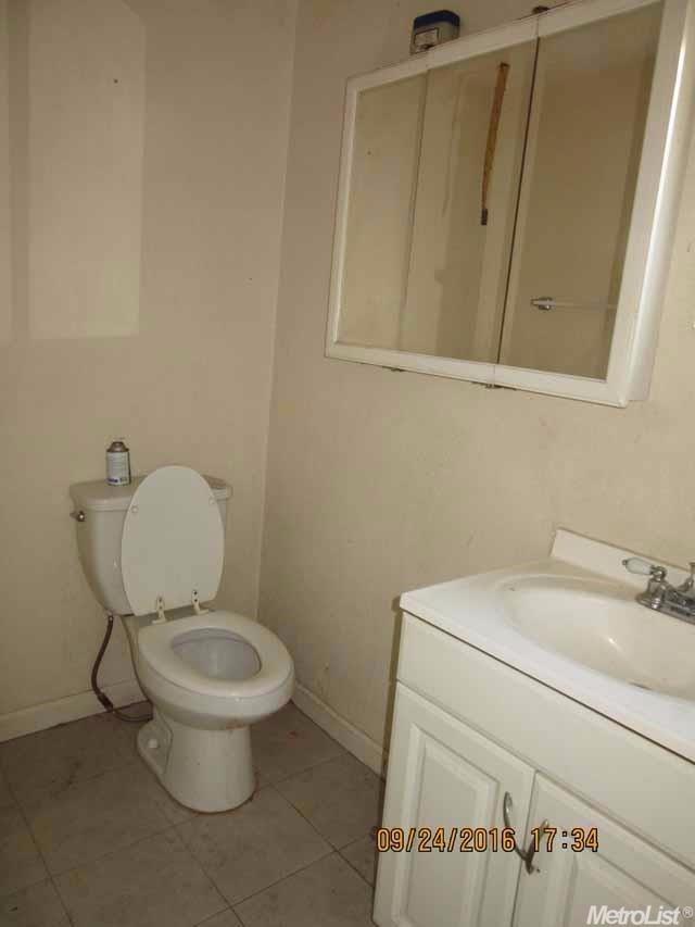 528 Wolfe Ave, Turlock, CA 95380 photo 24