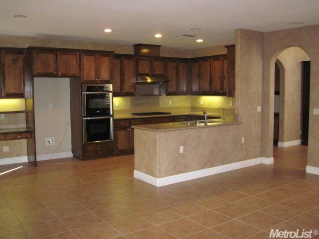 2209 Amber Leaf Ln, Ceres, CA 95307 photo 10