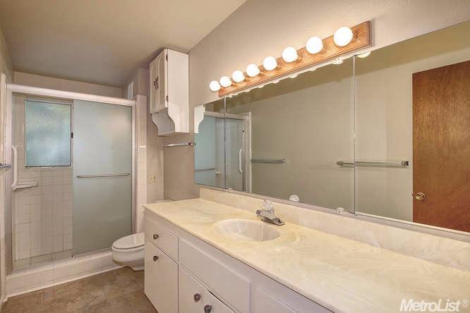 1401 Notre Dame Dr, Davis, CA 95616 photo 18